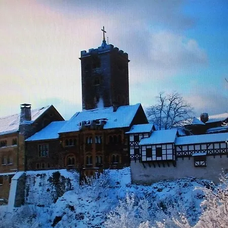 Schoene Aussicht, Wallbox, 70qm, Kontaktloser Check-in Apartment Eisenach
