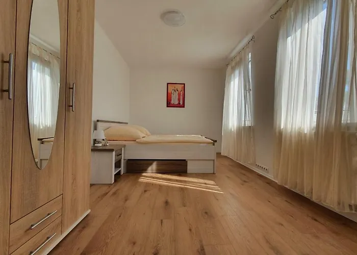 Schoene Aussicht, 70qm, Kontaktloser Check-in Appartement