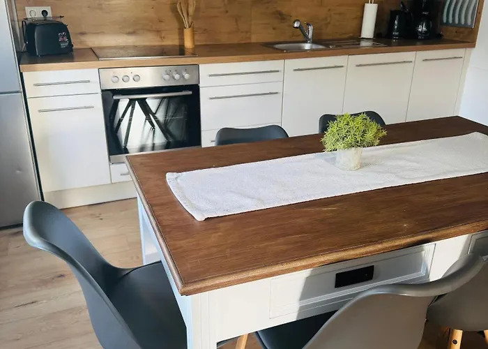 Schoene Aussicht, 70qm, Kontaktloser Check-in Appartement